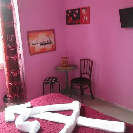 Villa 25 *